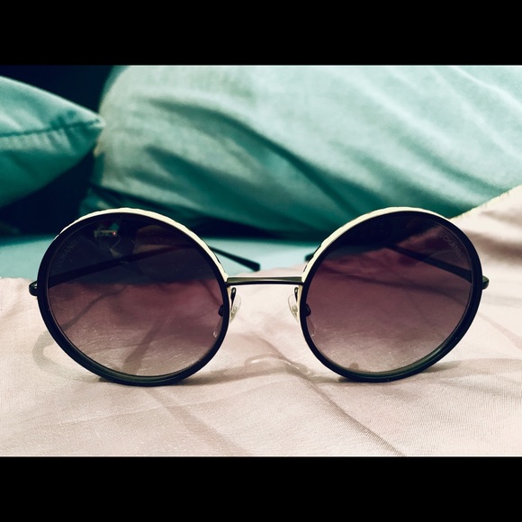 SOLD Off Posh Mark‼️Authentic Chanel Sunglasses - Picture 6 of 13